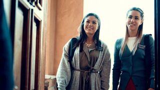 Szomorú történet vallásos, de lesbi zsenge lányokról