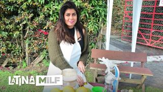 Carmen Lara éhes milf muffja kap mély baszást forró felvétel és szeretkezés közben