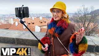 Alvásproblémák ellen forró közösülés egy világos szőke milffel