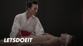 A cseh bűbájos Vanessa Decker megőrjíti Max Diort forró lovaglással